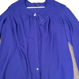 East 5th Violet Button down Blouse. Size‎ 1x.